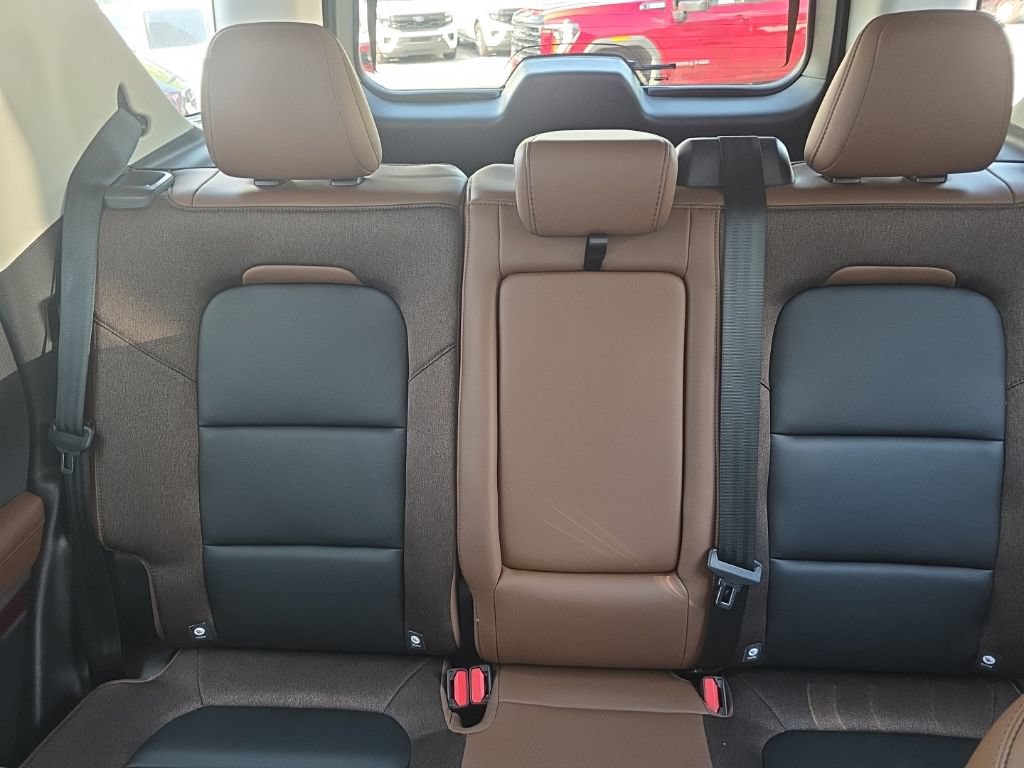 Used 2025 Ford Bronco Sport Outer Banks AWD/4WD image 30