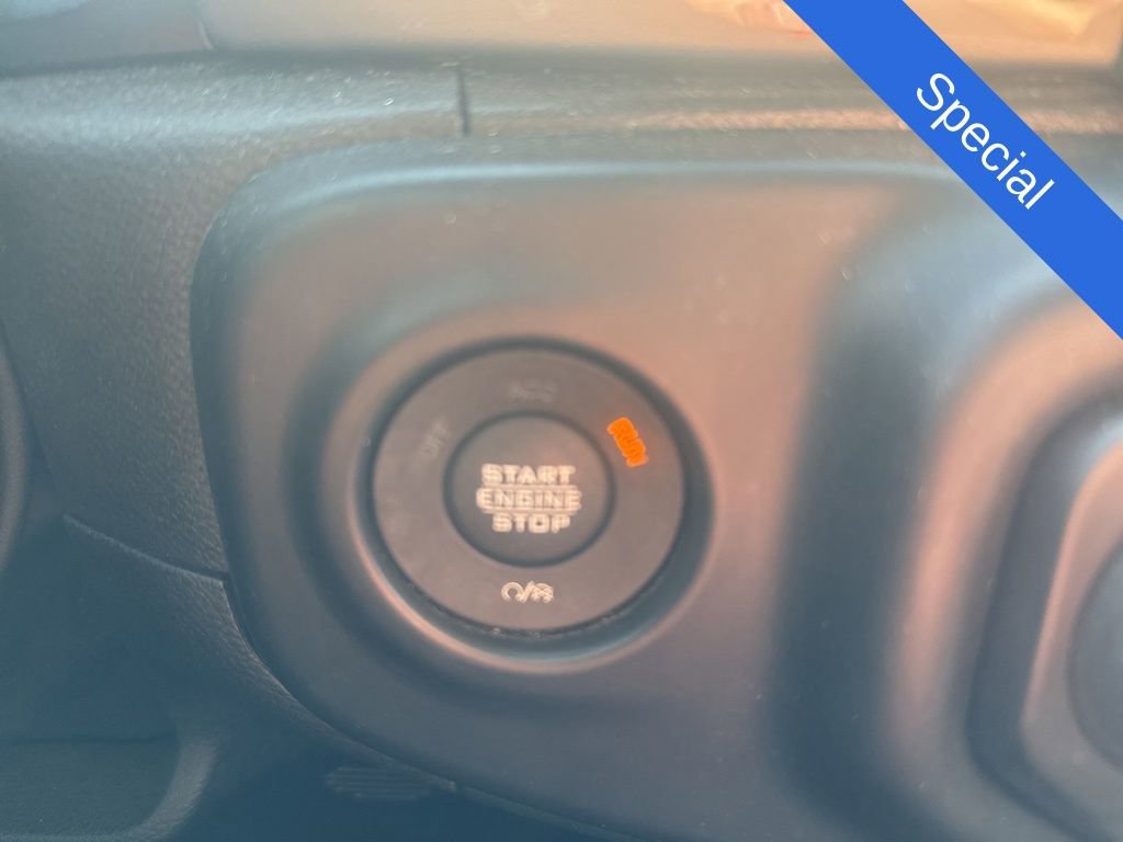 Used 2022 Jeep Wrangler Unlimited Sahara w/ Cold Weather Group image 15