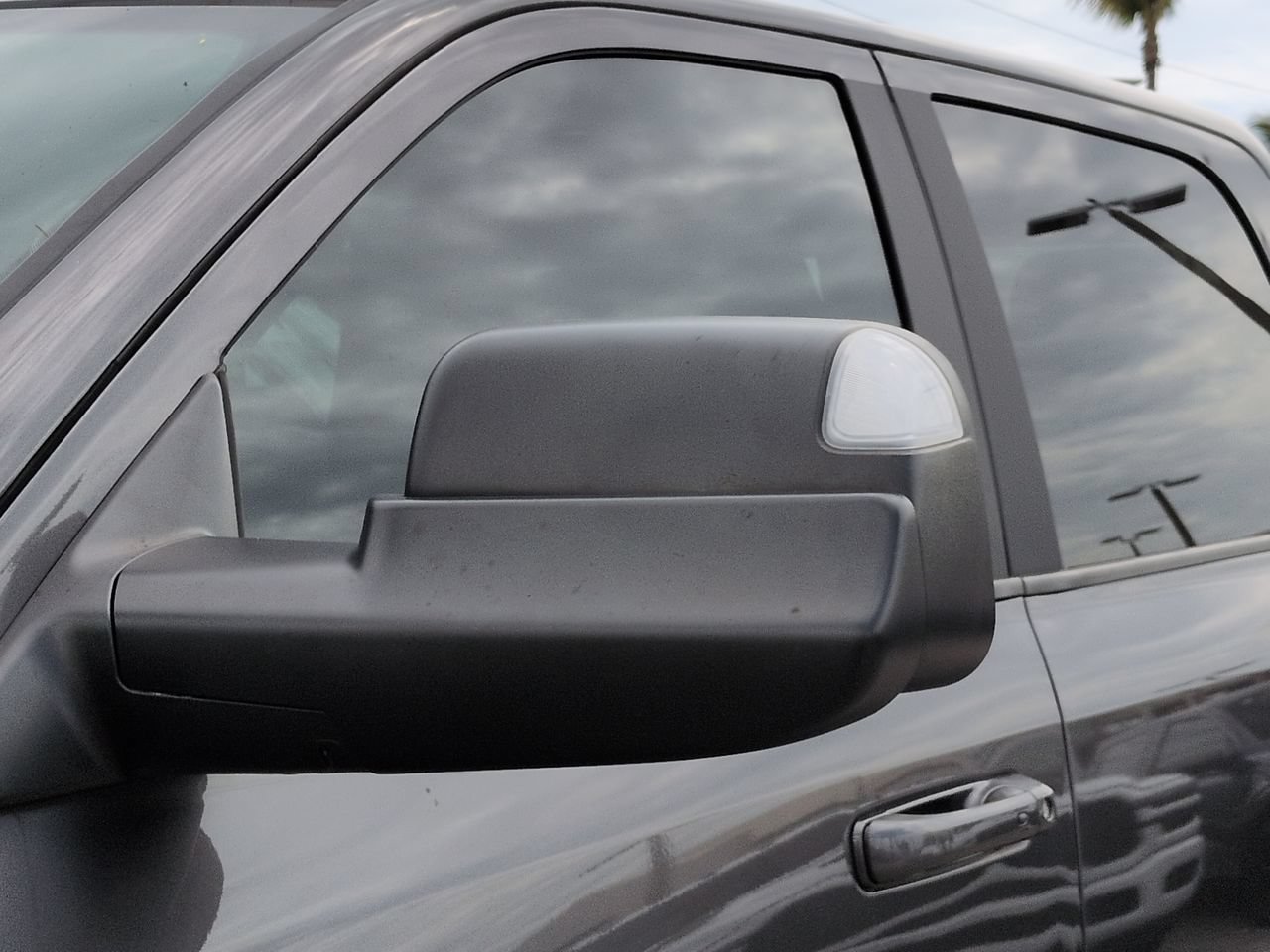 Used 2022 RAM 2500 Laramie w/ Night Edition AWD/4WD image 12