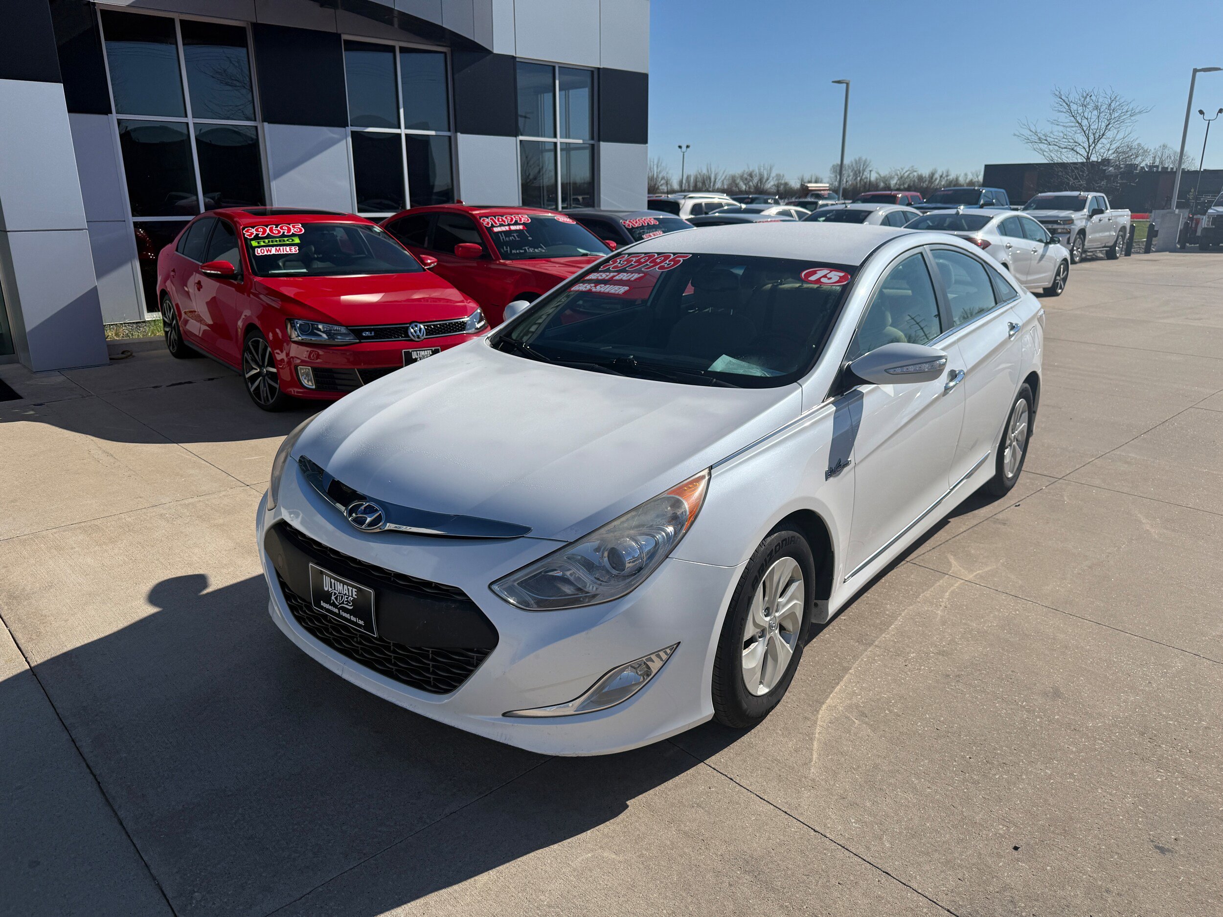 Used 2015 Hyundai Sonata Hybrid FWD image 2
