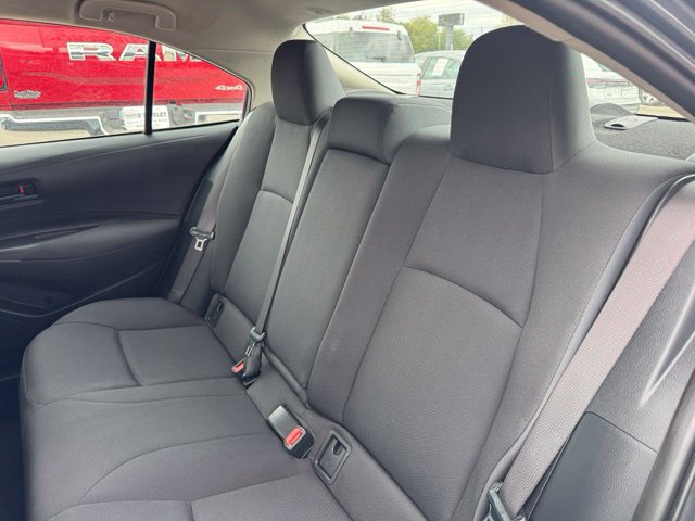 Used 2023 Toyota Corolla LE FWD image 11