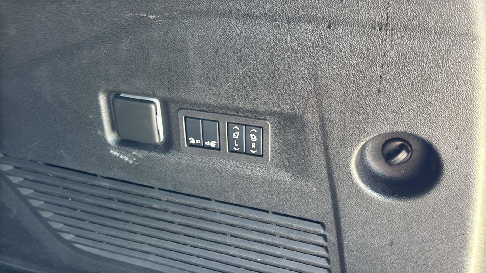 Certified 2024 GMC Yukon XL AT4 w/ Technology Package image 20