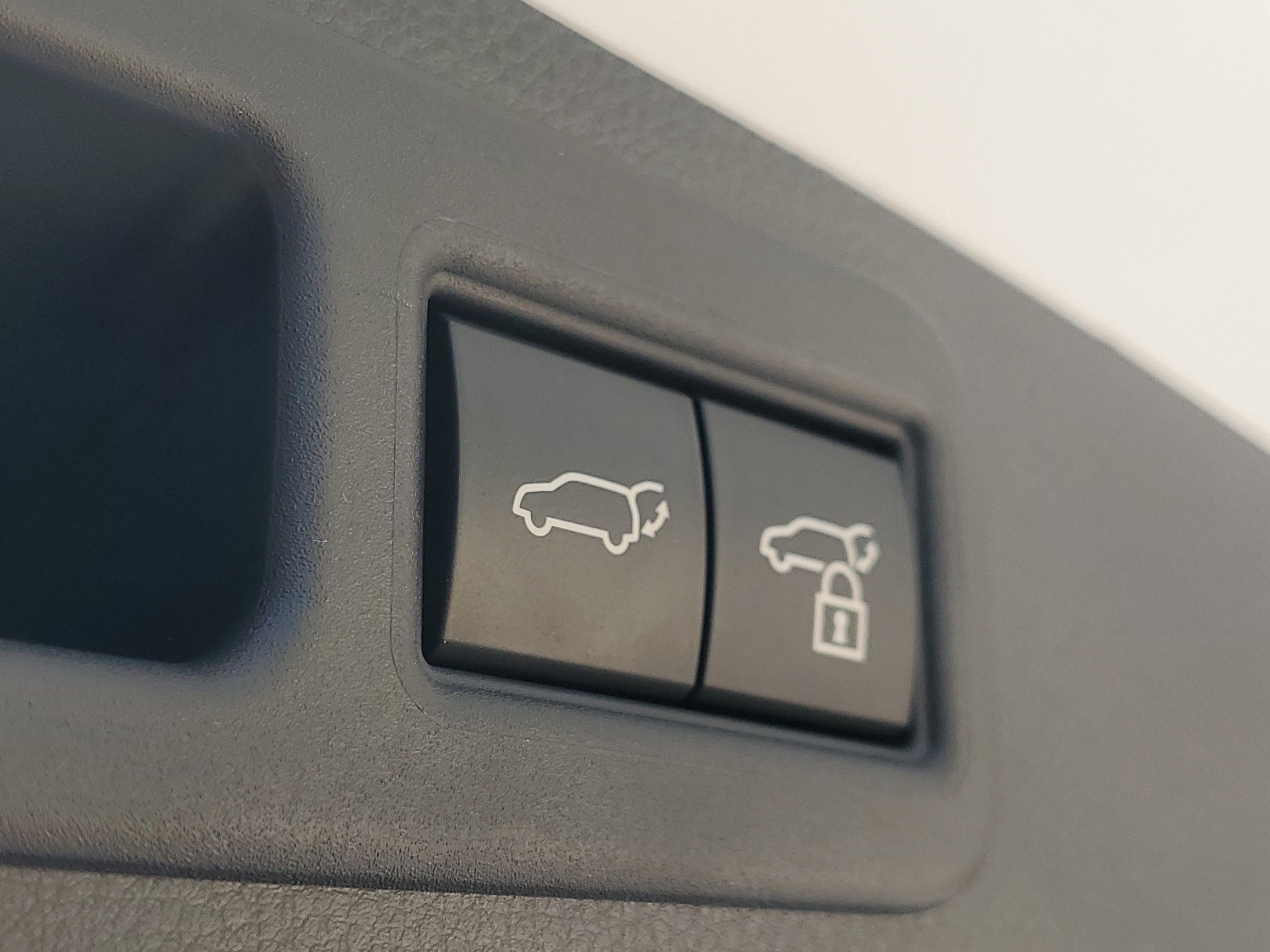 Used 2024 Lexus RX 500h F Sport w/ Cold Area Package image 9