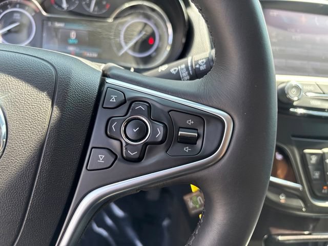 Used 2015 Buick Regal AWD image 17