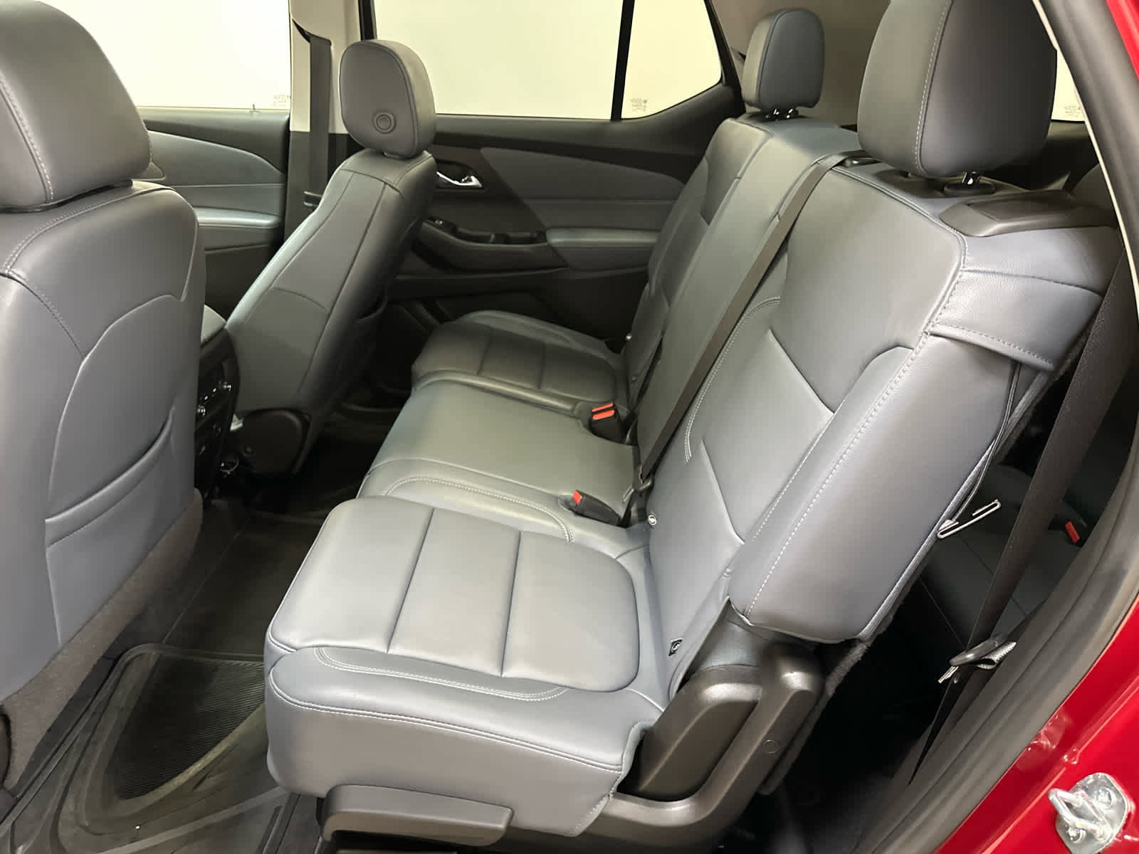 Used 2019 Chevrolet Traverse LT w/ LT Premium Package AWD/4WD image 6