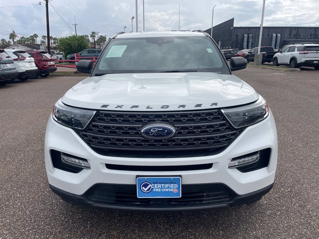 Used 2021 Ford Explorer XLT w/ Equipment Group 202A RWD image 2