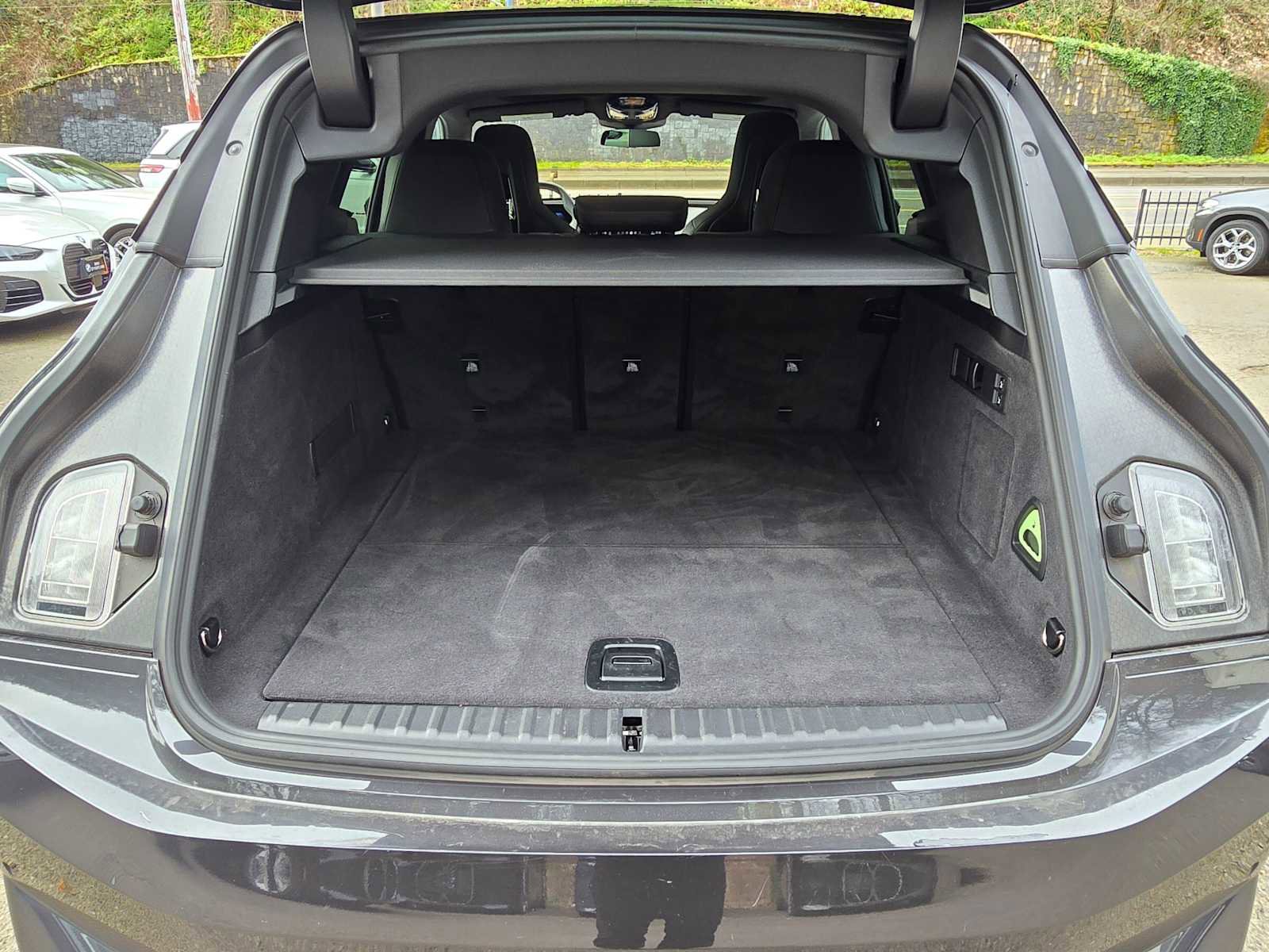 Used 2026 BMW iX xDrive45 w/ Executive Package image 13