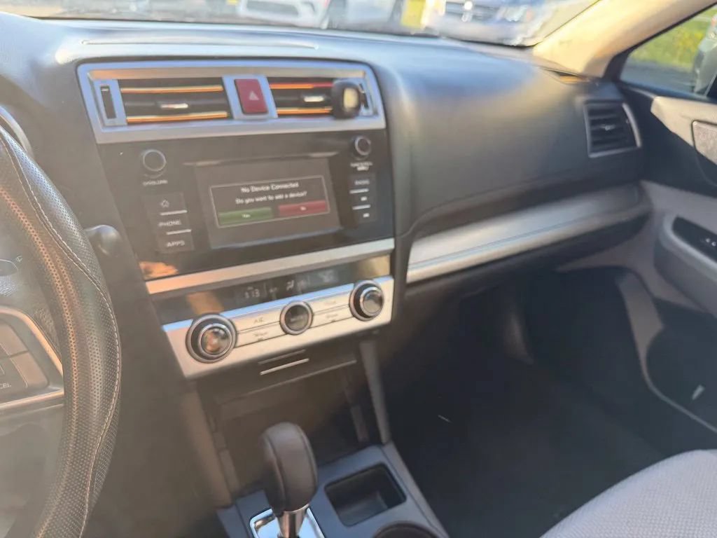 Used 2018 Subaru Legacy 2.5i AWD/4WD image 16