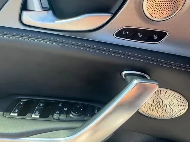 Used 2021 Kia Stinger GT2 AWD/4WD image 13
