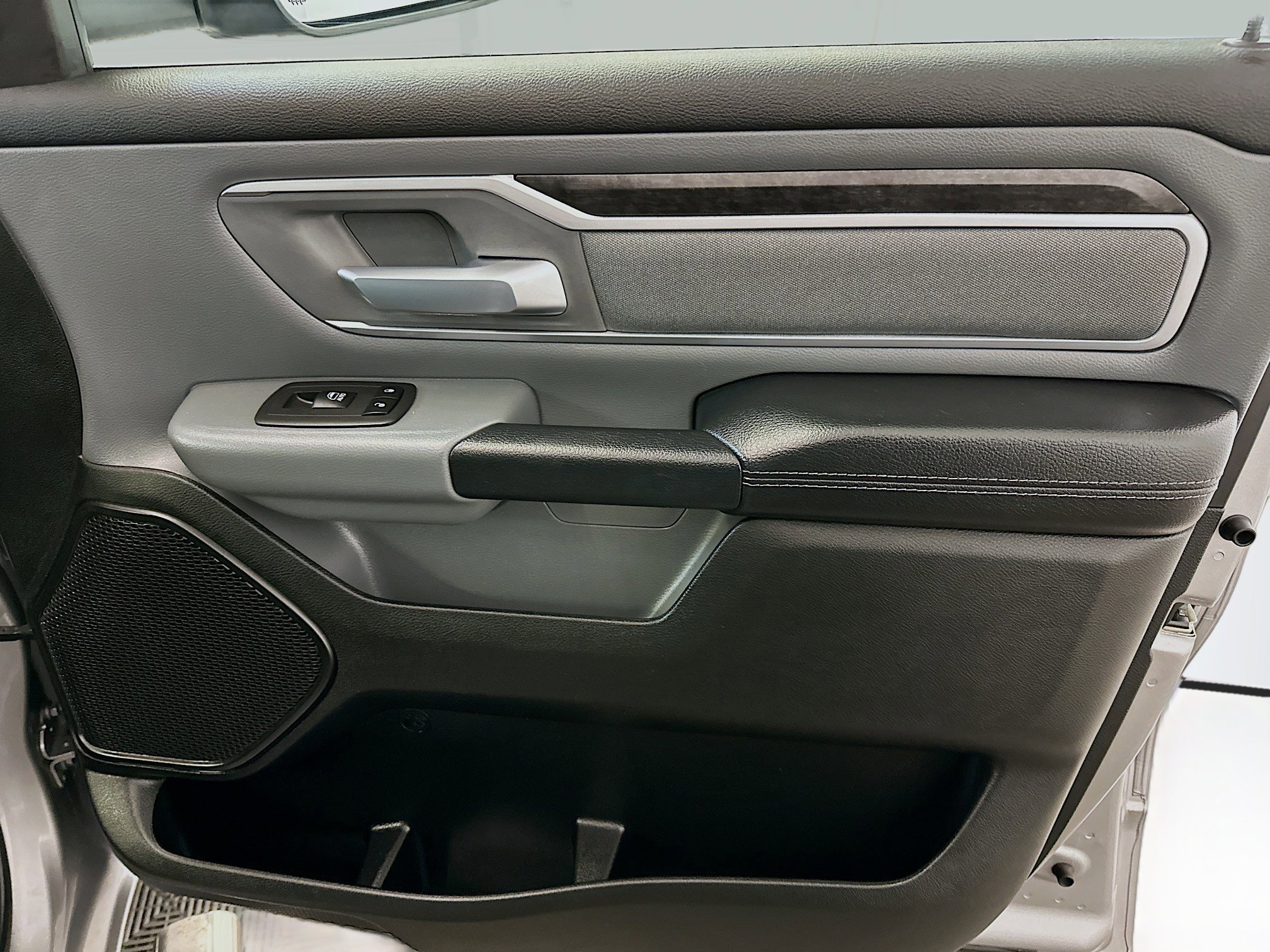 Used 2022 RAM 1500 Big Horn image 32