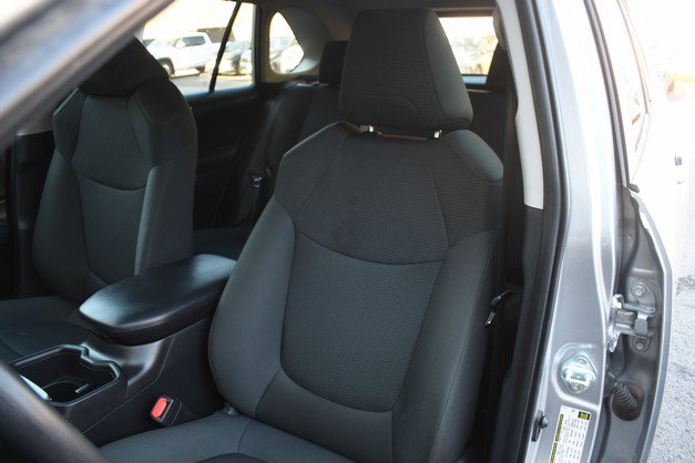 Used 2024 Toyota RAV4 LE AWD/4WD image 17