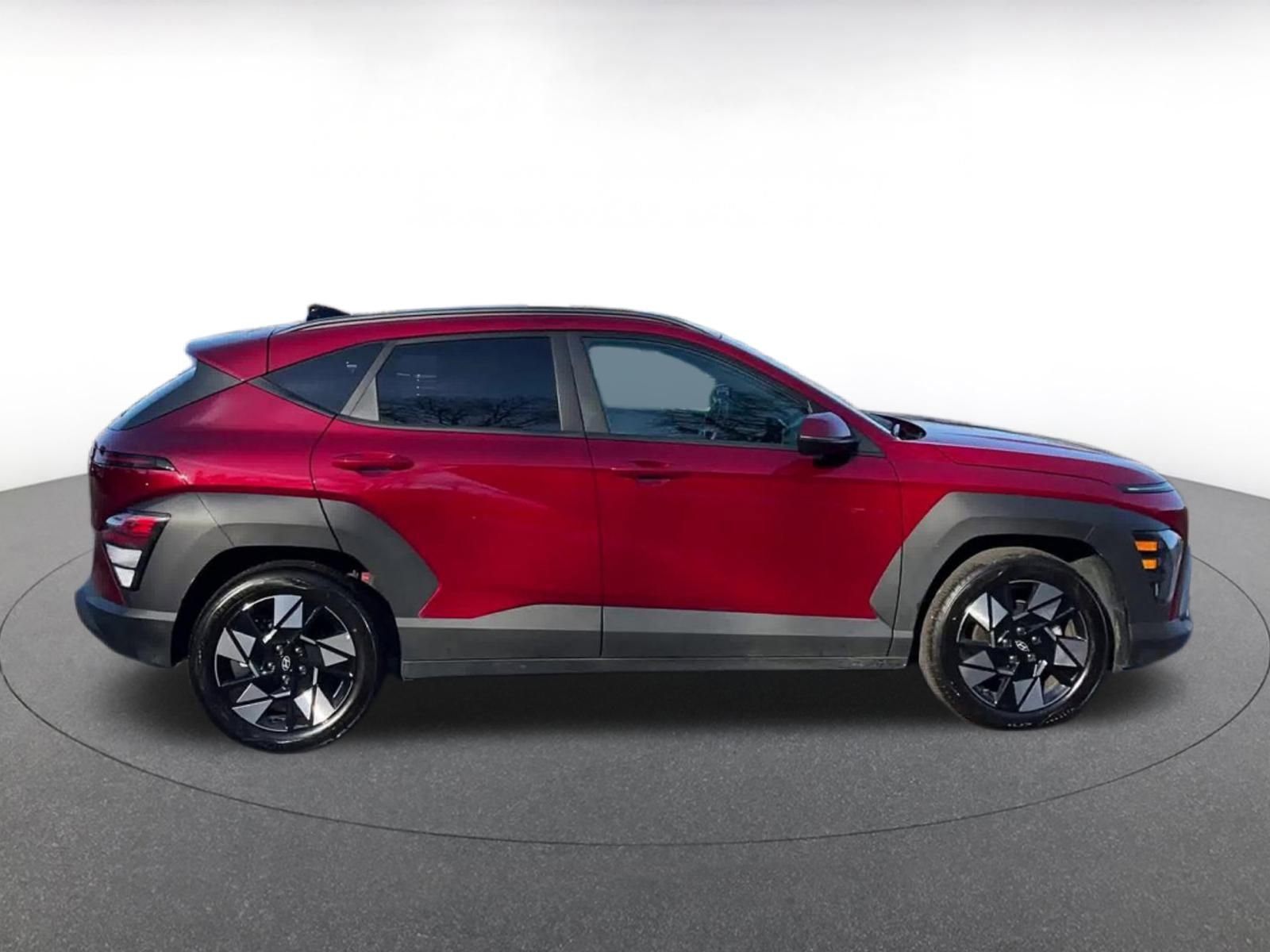 Used 2025 Hyundai Kona SEL image 16