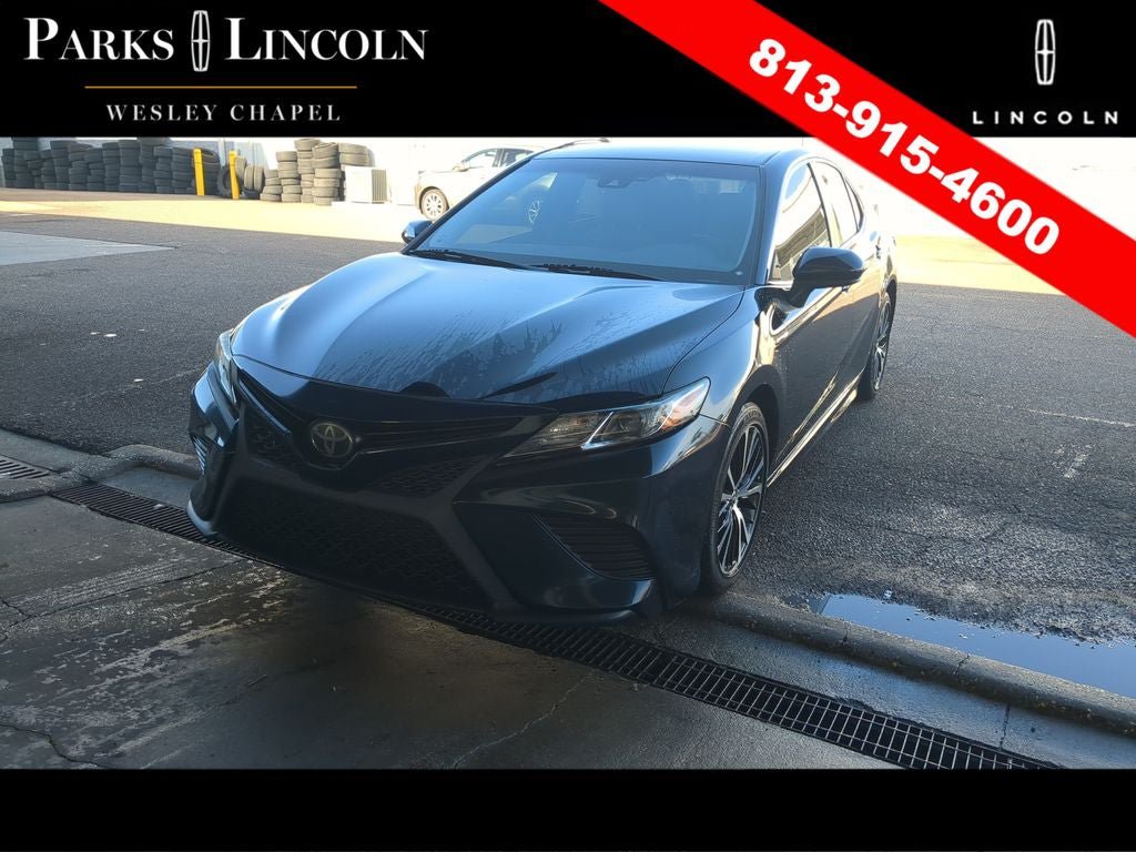 Used 2019 Toyota Camry SE FWD image 8