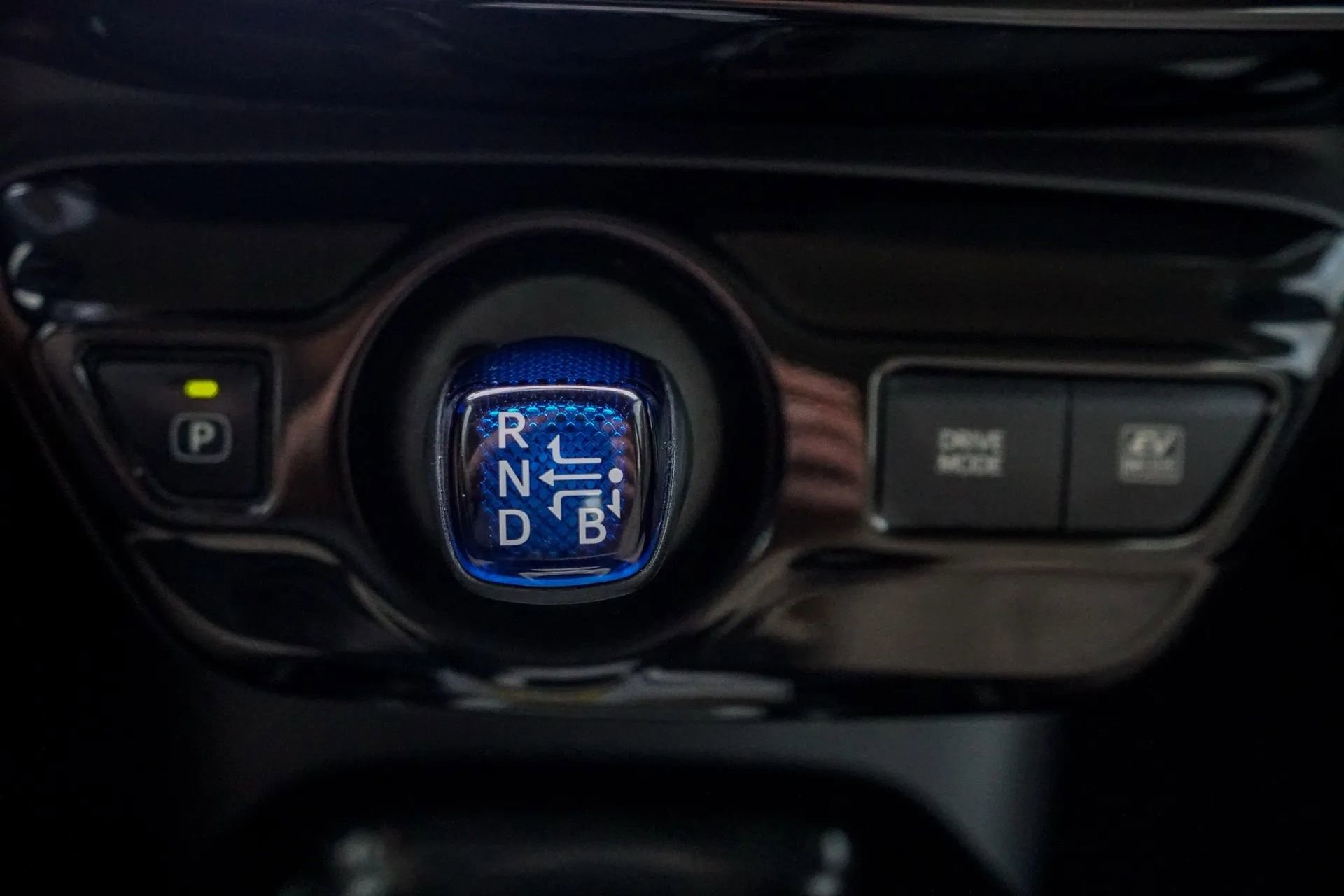 Used 2016 Toyota Prius Three FWD image 19