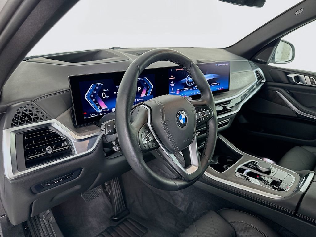 Used 2024 BMW X5 sDrive40i image 9