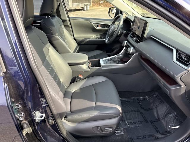 Used 2024 Toyota RAV4 Limited w/ Advanced Technology Package image 9