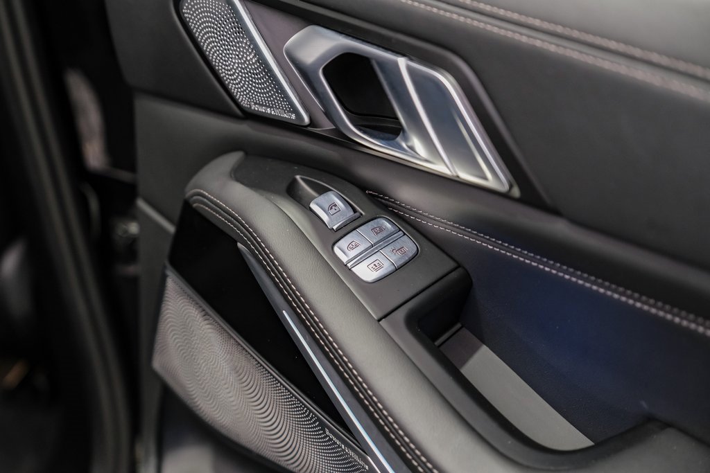 Used 2024 BMW ALPINA XB7 image 60