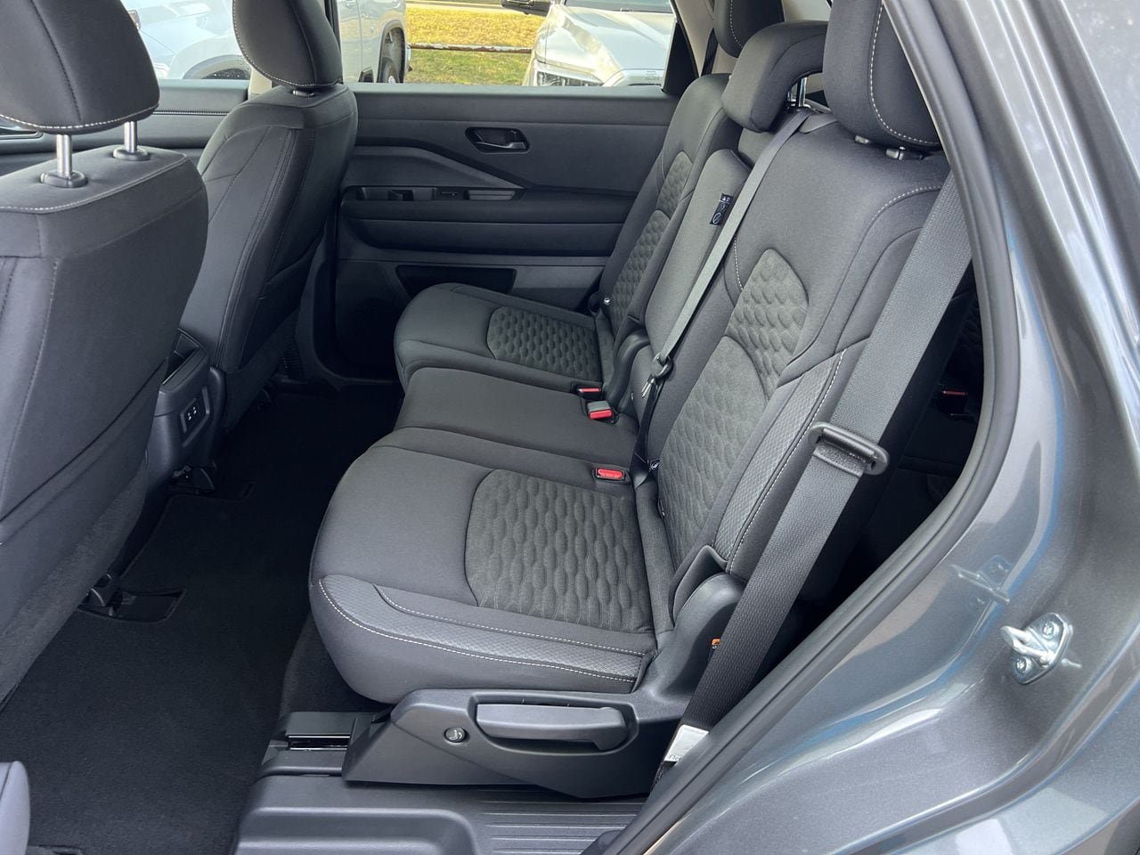 Certified 2026 Nissan Pathfinder SV FWD image 20