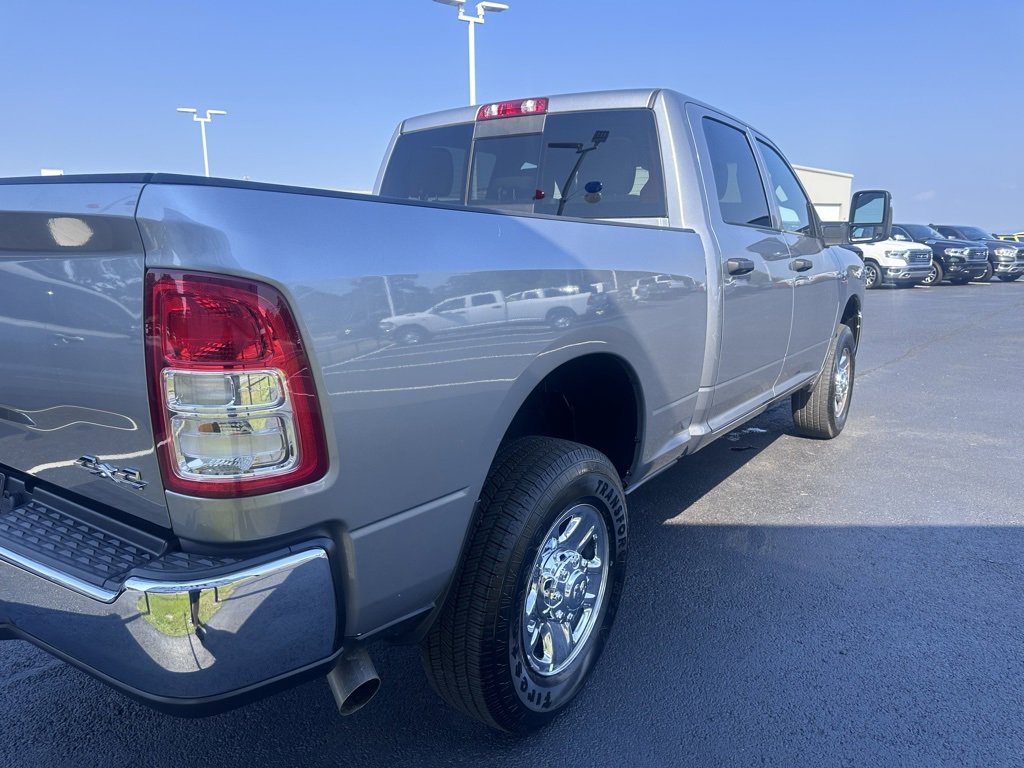 Used 2024 RAM 3500 Tradesman w/ Chrome Appearance Group image 27