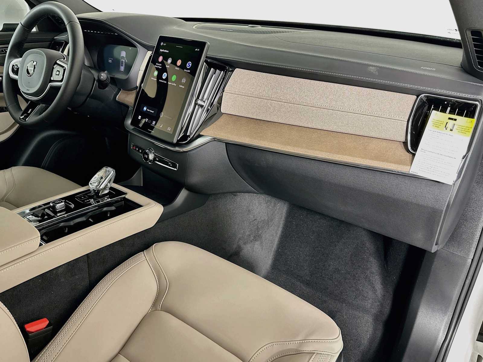 New 2026 Volvo XC90 B5 Plus w/ Protection Package AWD/4WD image 28