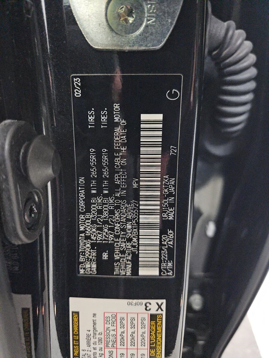 Used 2023 Lexus GX 460 Luxury w/ Sport Design Package image 15