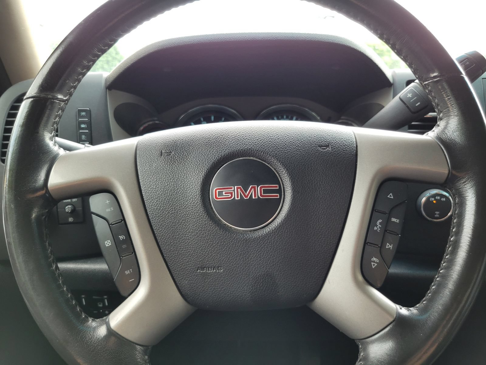 Used 2013 GMC Sierra 3500 SLE w/ SLE Preferred Package AWD/4WD image 13