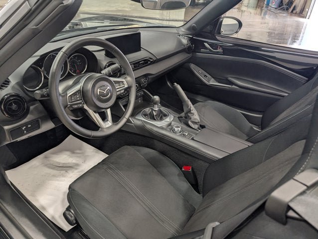 Used 2024 MAZDA MX-5 Miata Club RWD image 15