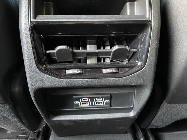 Used 2025 Jeep Grand Cherokee Laredo X AWD/4WD image 27