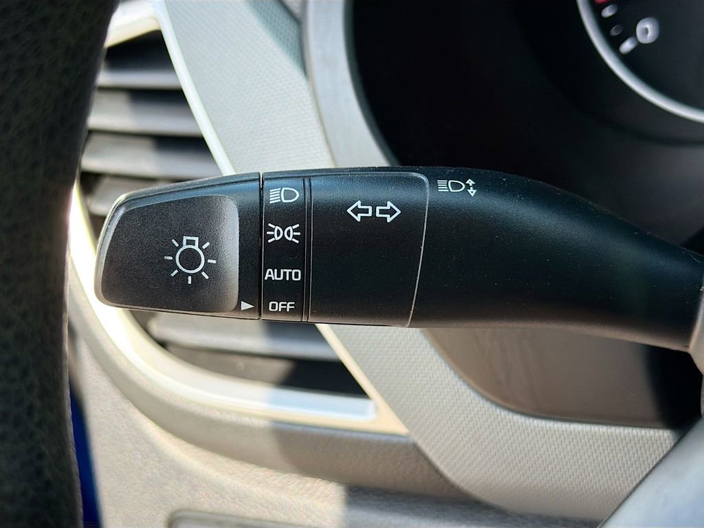 Used 2021 Kia Seltos LX image 21