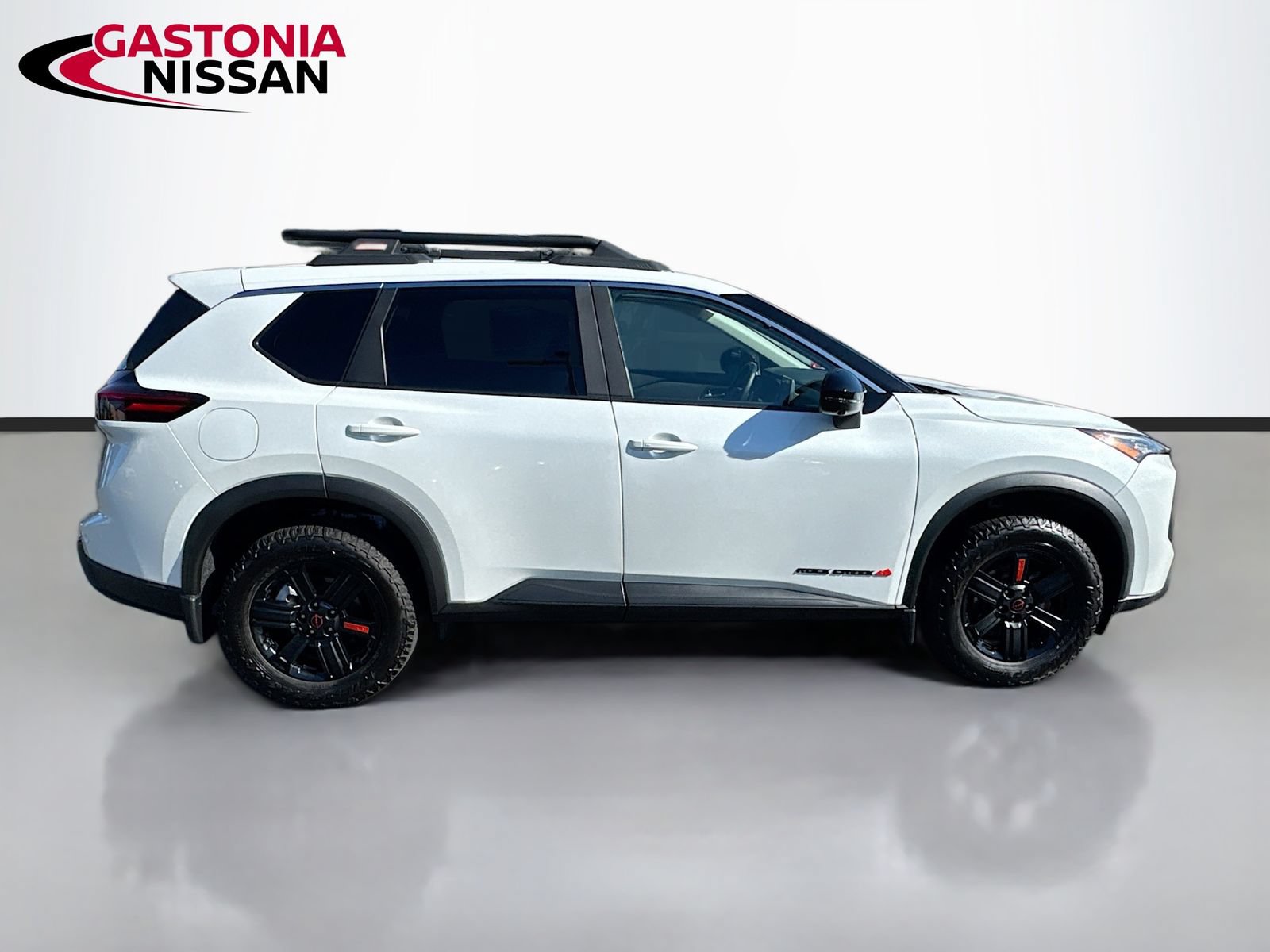 Used 2025 Nissan Rogue SV w/ Rock Creek Premium Package AWD/4WD image 10