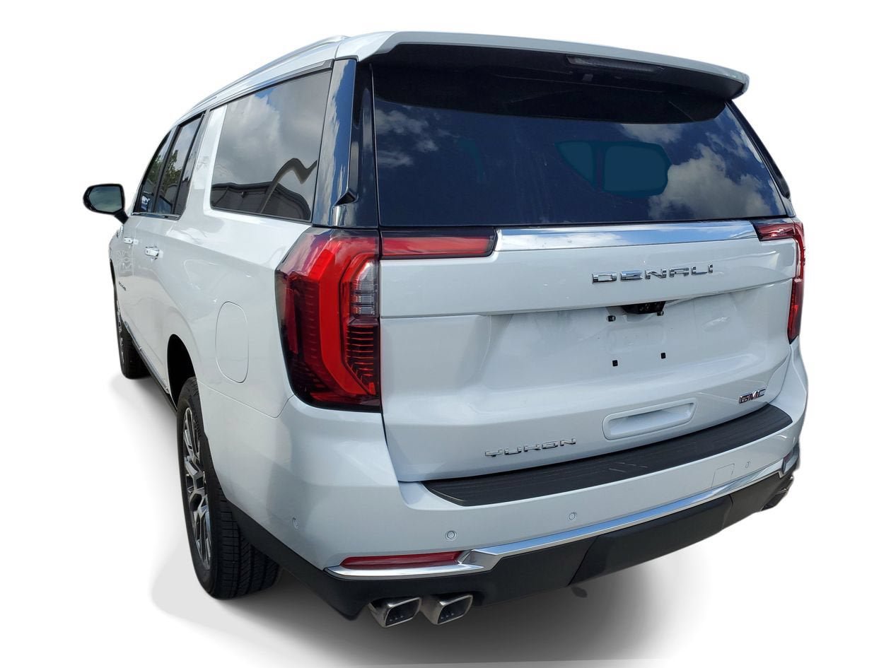 New 2026 GMC Yukon XL Denali w/ Denali Reserve Package AWD/4WD image 4