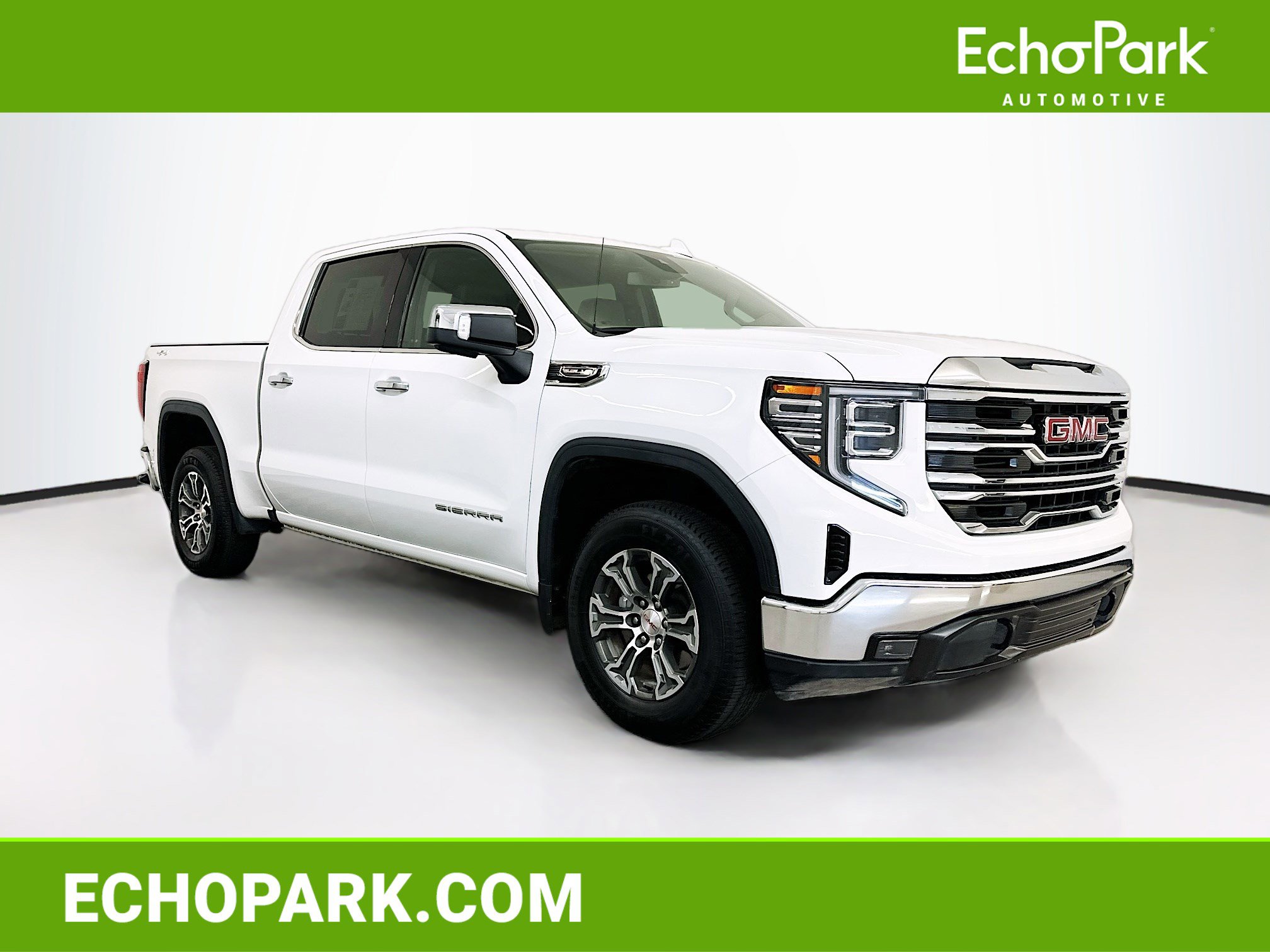 Used 2025 GMC Sierra 1500 SLT AWD/4WD image 1