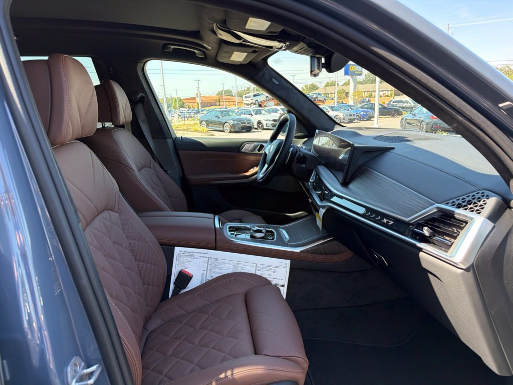 New 2027 BMW X7 xDrive40i AWD/4WD image 25