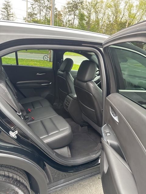 Used 2024 Cadillac XT4 Premium Luxury AWD/4WD image 19