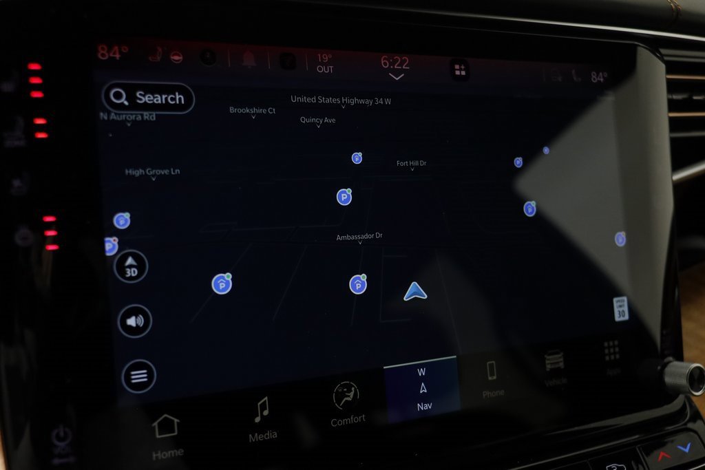 Used 2024 Jeep Grand Wagoneer L Series III image 10