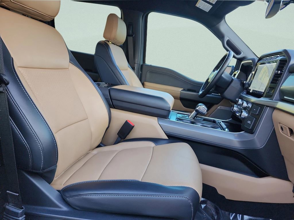 Used 2023 Ford F150 Lariat w/ Max Trailer Tow Package AWD/4WD image 18