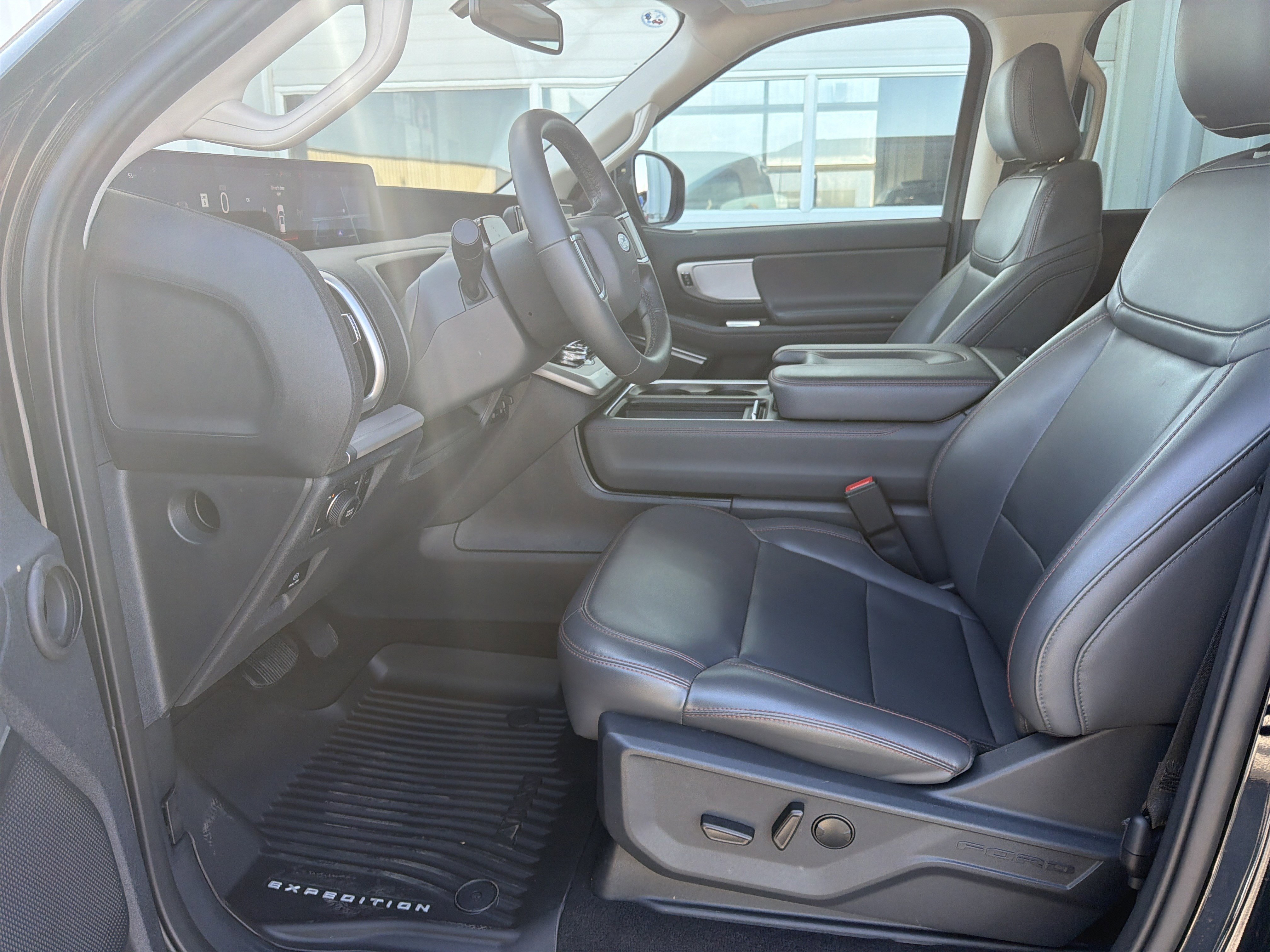 Certified 2025 Ford Expedition Max Active AWD/4WD image 28