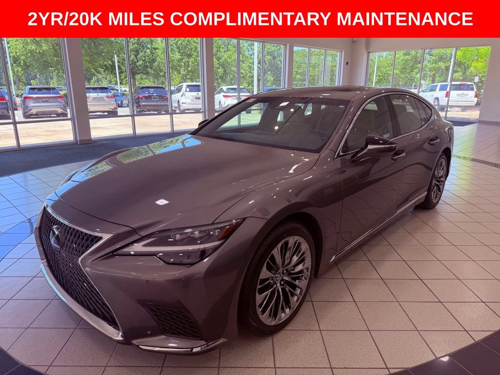 Used 2023 Lexus LS 500 w/ Accessory Package (Z2) RWD image 3