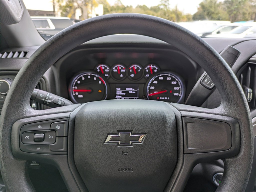 Used 2025 Chevrolet Silverado 2500 Custom w/ Custom Convenience Package image 27