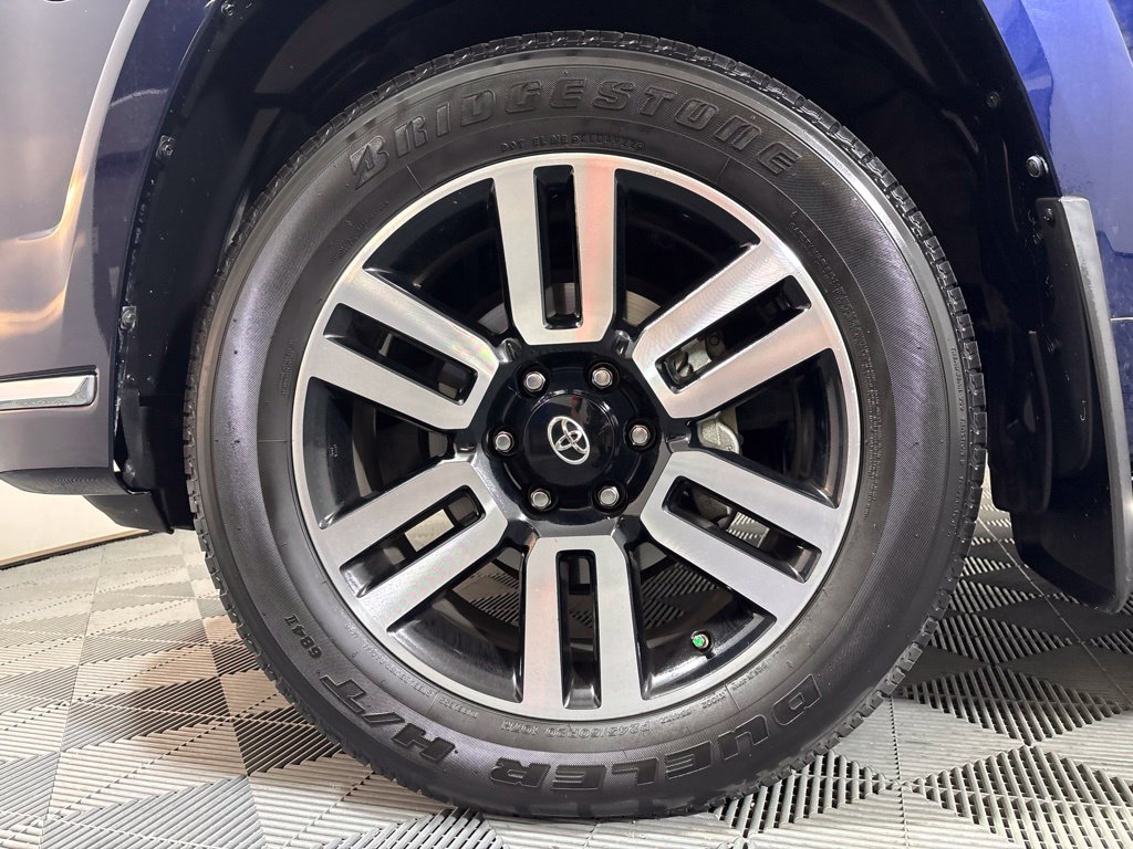 Used 2018 Toyota 4Runner Limited AWD/4WD image 8