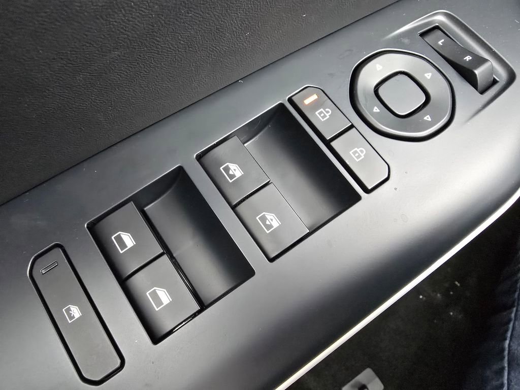 New 2025 Kia K4 GT-Line w/ GT-Line Premium Package image 30