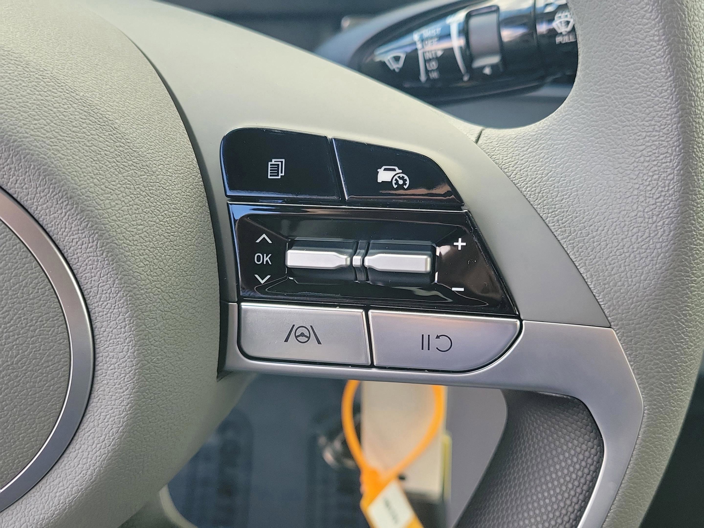 New 2026 Hyundai Elantra SE image 28