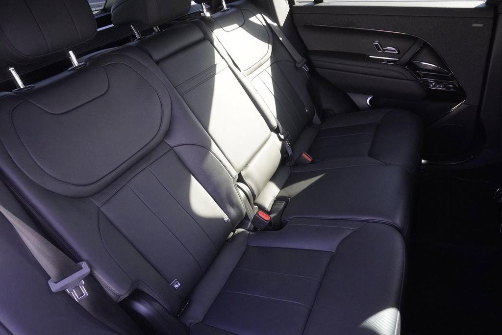 Used 2023 Land Rover Range Rover Sport SE image 27