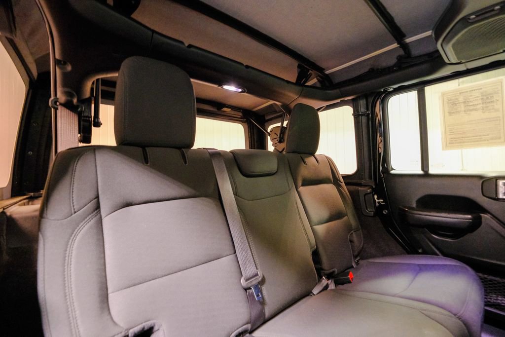 Used 2020 Jeep Wrangler Unlimited Sport S image 20