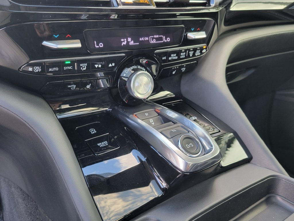 Used 2025 Acura MDX w/ Technology Package FWD image 33
