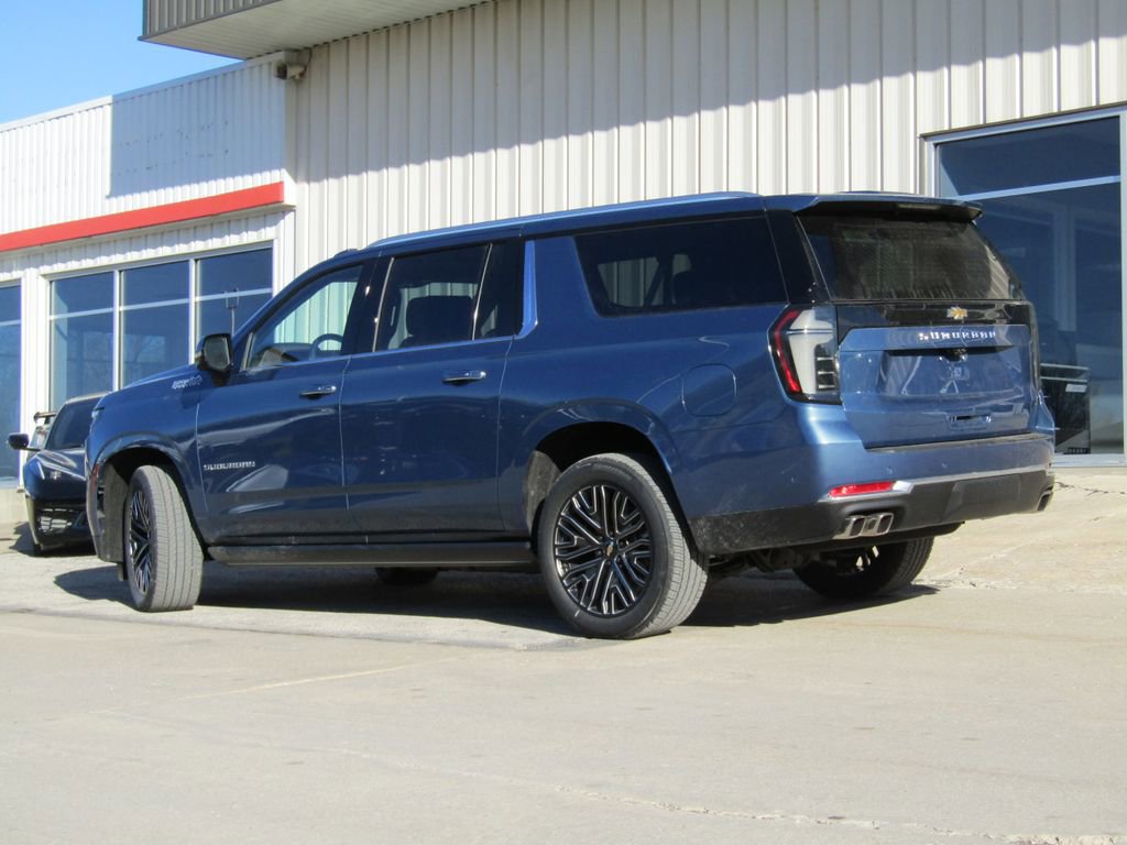 New 2026 Chevrolet Suburban High Country image 10