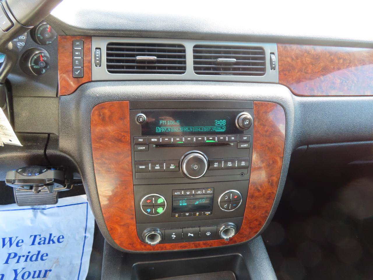 Used 2008 Chevrolet Silverado 2500 LTZ w/ Safety Package AWD/4WD image 39