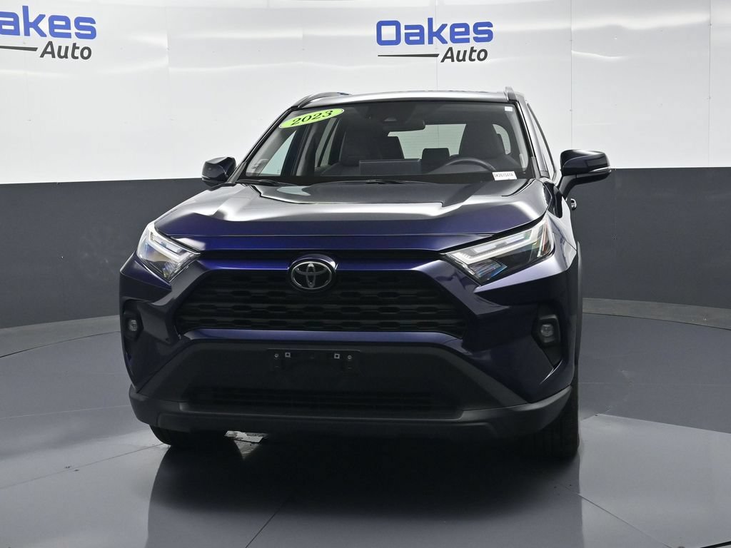 Used 2023 Toyota RAV4 XLE Premium AWD/4WD image 2