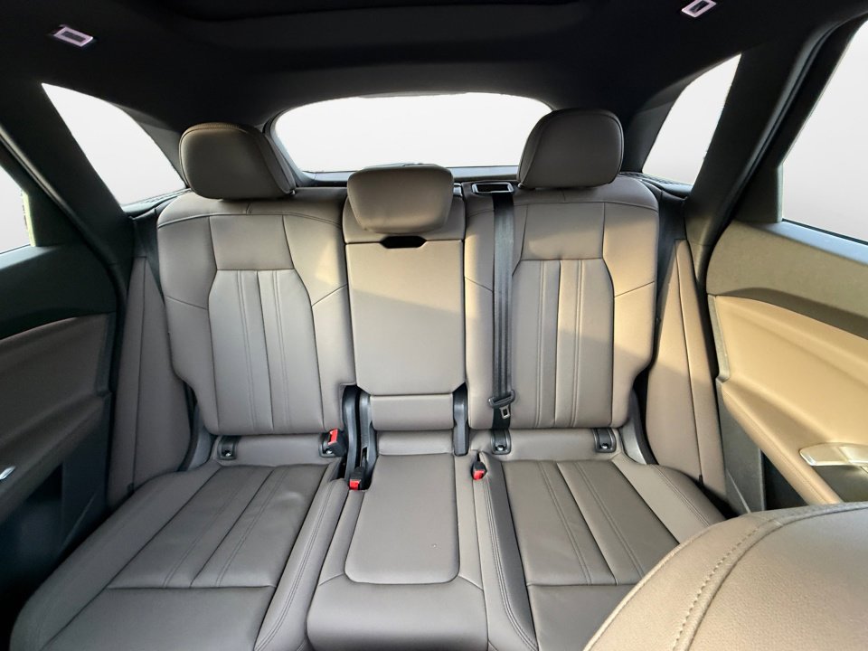 Certified 2025 Audi Q5 Premium w/ Convenience Package image 12