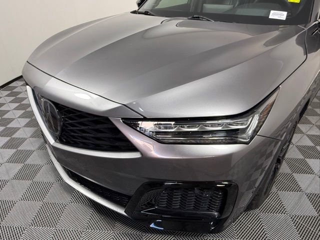 Used 2025 Acura MDX A-Spec image 13